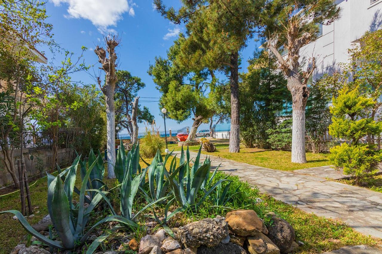 Galazia Akti Seaside Apartments Никити Экстерьер фото