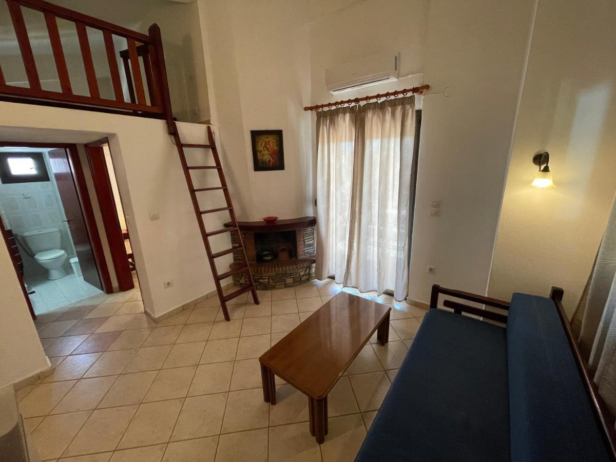Galazia Akti Seaside Apartments Никити Экстерьер фото