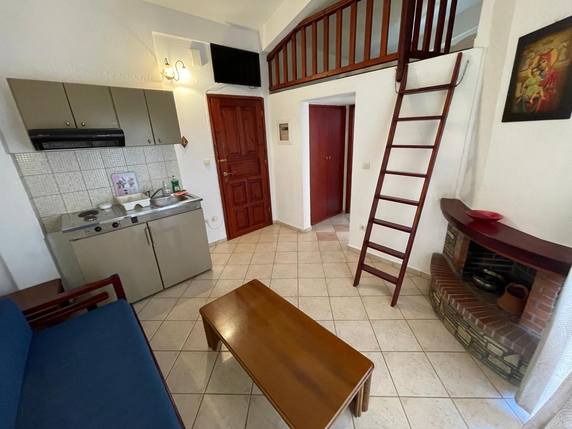 Galazia Akti Seaside Apartments Никити Номер фото
